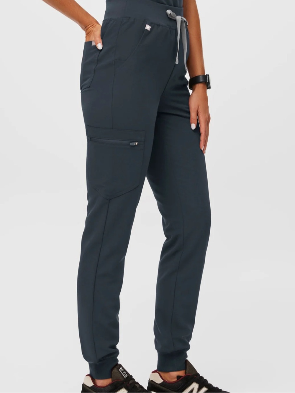 Figs - Zamora High-Rise Jogger Scrub Pant - Picture 2 of 9
